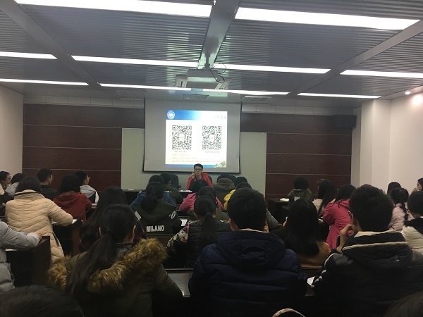 法学院回访母校动员会4.JPG